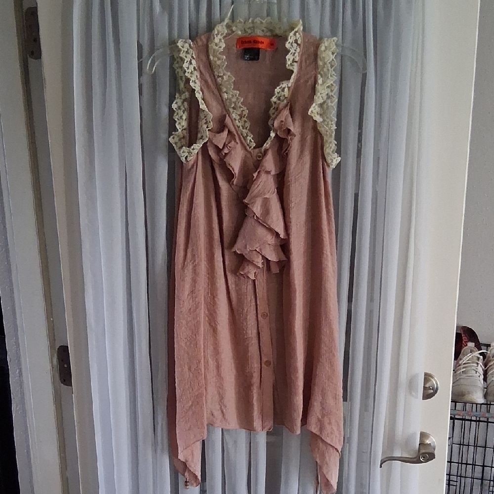 Urban Mango Barbiecore Pink Ruffle Lace Blouse Medium